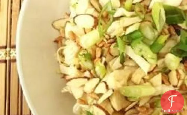 Salada De Repolho Grátis Mayo