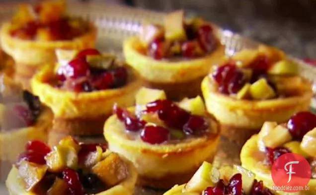 Cheesecakes mexicanos de ricota com compota de maçã e Cranberry