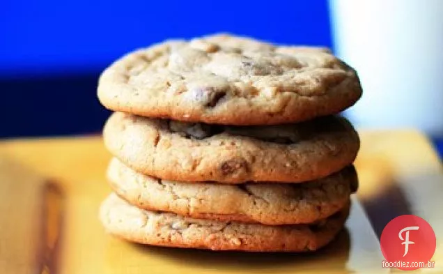 Biscoitos Da Microplaqueta Da Manteiga De Amendoim Da Aveia