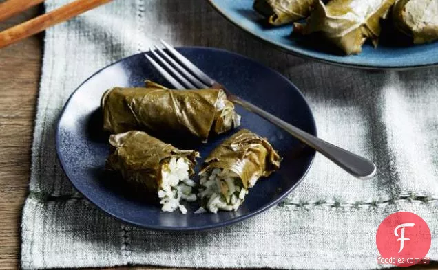 Dolmades (Folhas De Uva Recheadas)