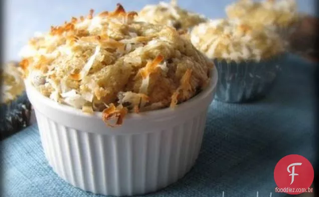 Muffins mais saudáveis da microplaqueta do chocolate da Manteiga De Amendoim da Banana