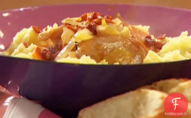 Rápido Chick-in-Wine com Brie-Yukon Ouro purê de batatas