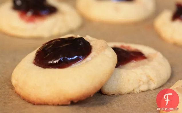 Manteiga De Amendoim & Geleia Thumbprint Cookies