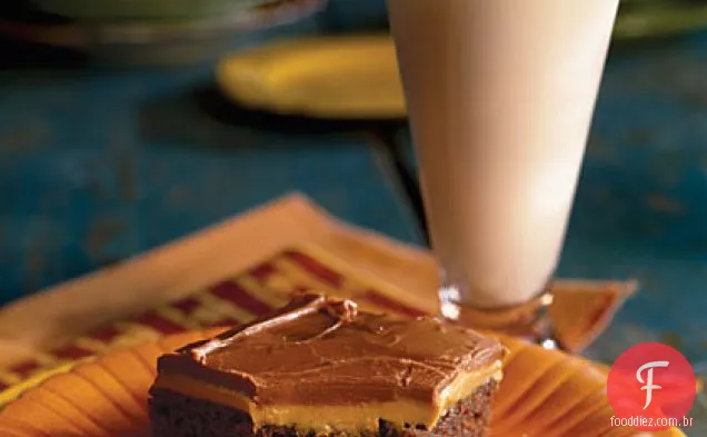 Bolo De Manteiga De Amendoim-Fudge