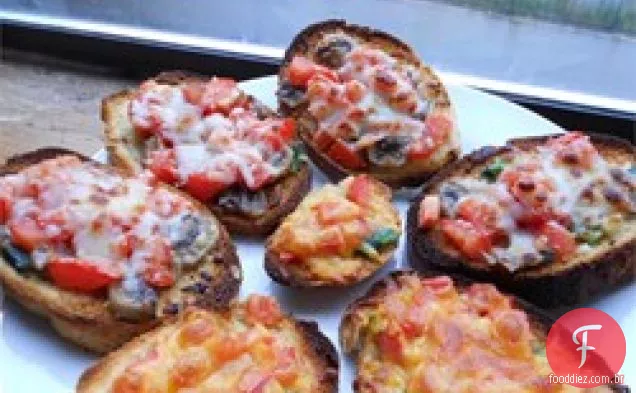 Cogumelo e tomate Bruschetta