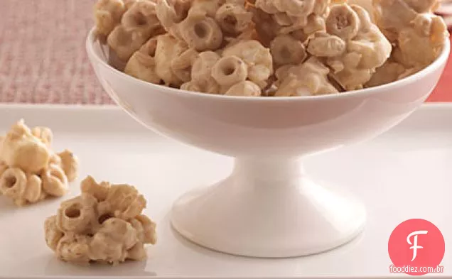 Não Assar Clusters De Manteiga De Amendoim