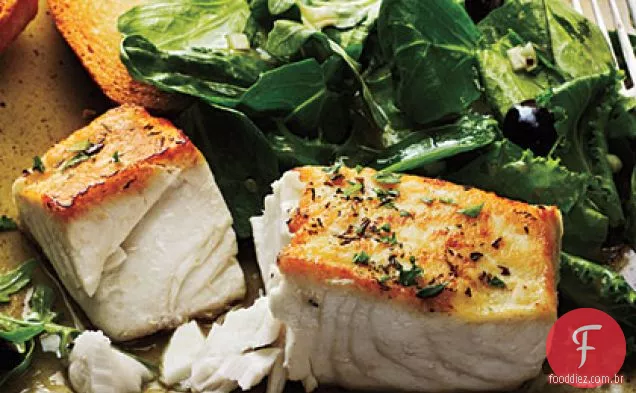 Halibut à la Provençal sobre verdes mistos