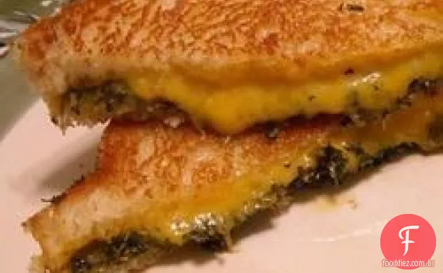 Queijo grelhado rápido e fácil