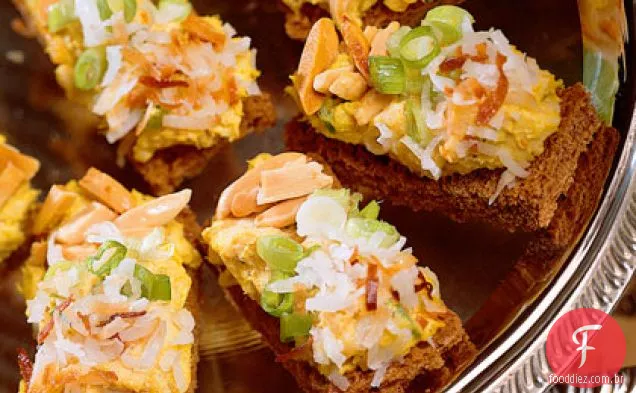 Sanduíches De Chá De Frango Com Curry