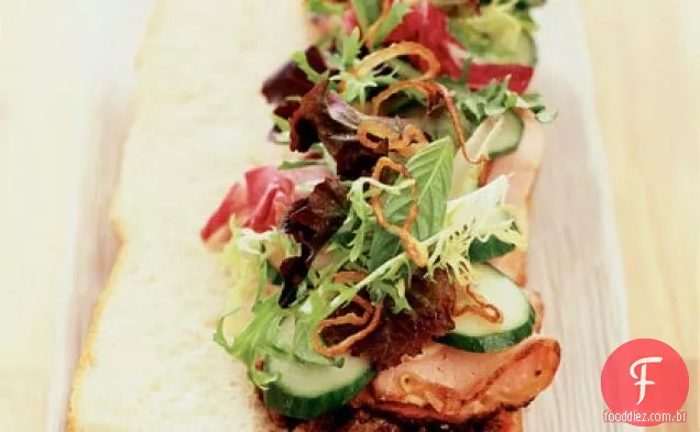 Hoi An-style forno-crisped Pork Sandwich (Banh Mi Thit Hoi An)