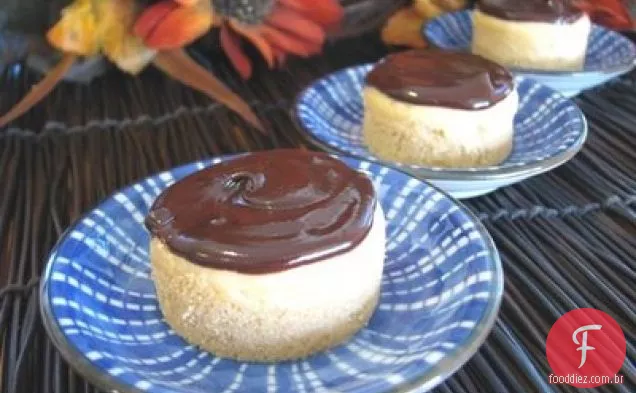 Mini Cheesecakes De Manteiga De Amendoim Com Crosta De Biscoito Amanteigado Com C