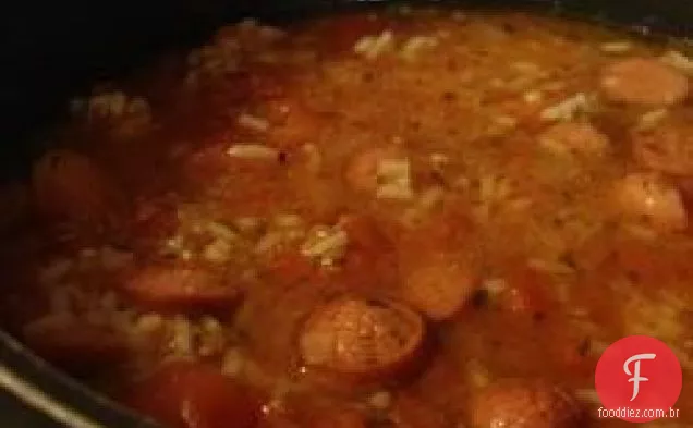 Sopa de arroz e cachorros-quentes