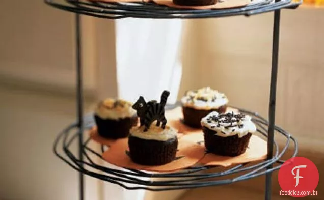 Cupcakes de Chocolate com cobertura de Creme De Queijo De Baunilha