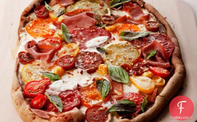 Manjericão e tomate Pizza