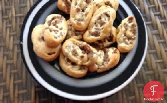 Salsicha e queijo creme Pinwheels