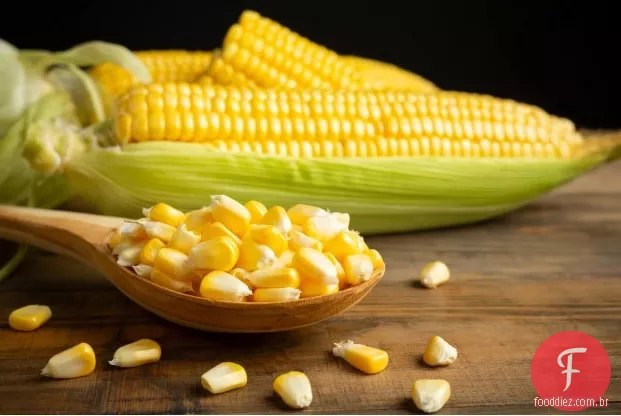 Milho grelhado e salada Edamame Succotash