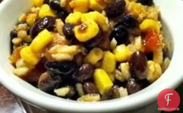 Salada de feijão preto de Kelly