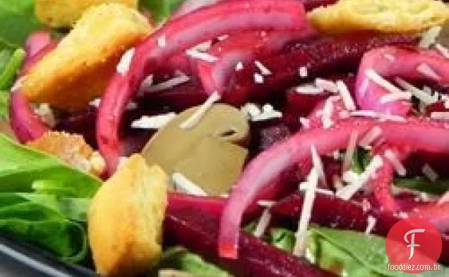 Salada de beterraba balsâmica e espinafre fresco de Nicole