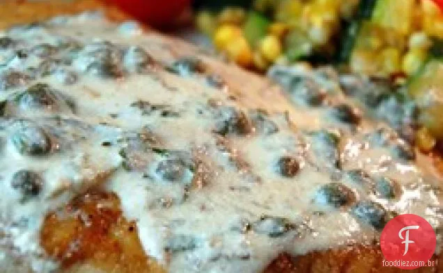 Bife De Alabote Frito Com Molho Verde Claro