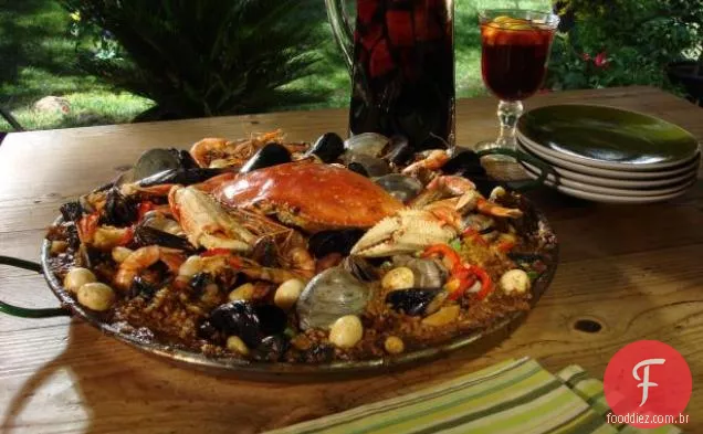 Fogueira paella com linguiça portuguesa, Caranguejo e Escargot