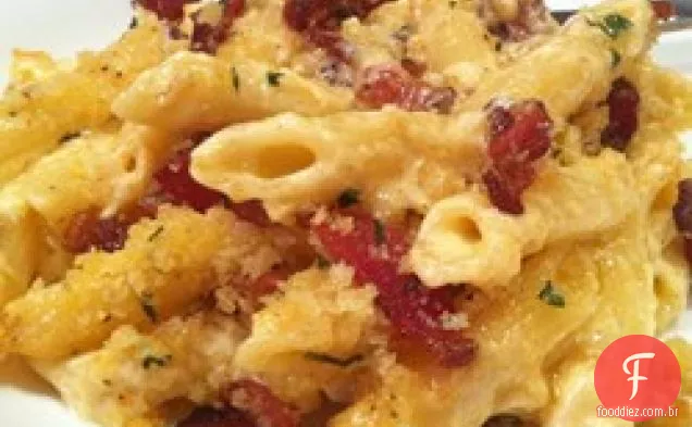 Caçarola de macarrão e queijo Penne da Copia
