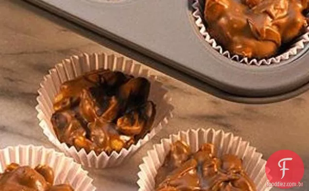 Manteiga De Amendoim E Aglomerados De Chocolate Ao Leite