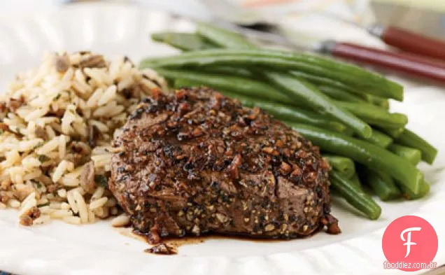 Bifes de Lombo com pimenta e alho e molho de Vinho do Porto