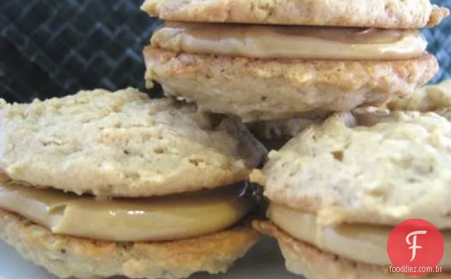 Biscoitos Sanduíche De Manteiga De Amendoim Com Manteiga De Amendoim Melaço Bunda