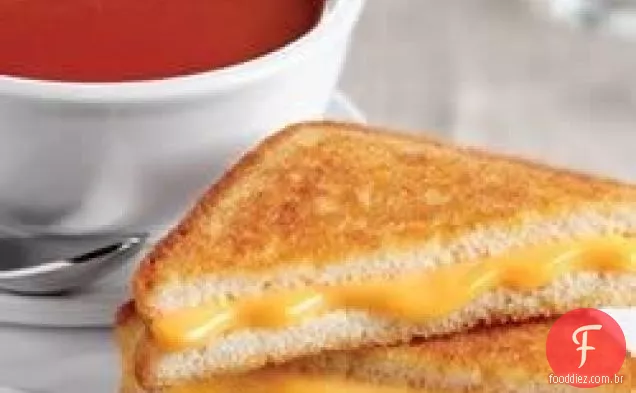 Sopa de tomate e Sanduíche De Queijo Grelhado