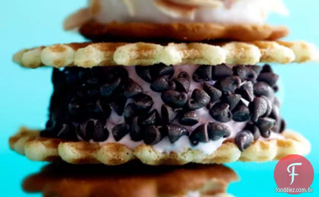 Wiches Waffle Morango