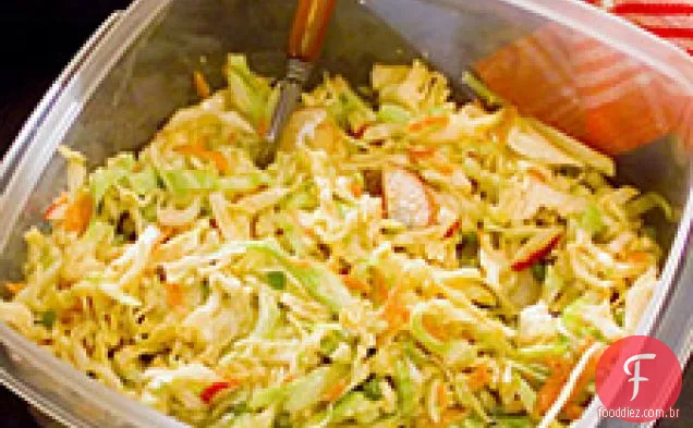 Confetti Slaw Com Molho Picante De Amendoim