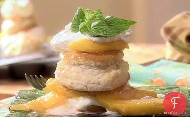 O Shortcake de pêssego Da Senhora