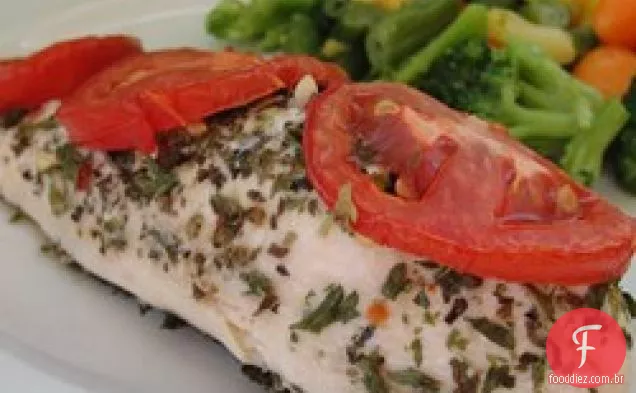 Frango com alho, manjericão e salsa