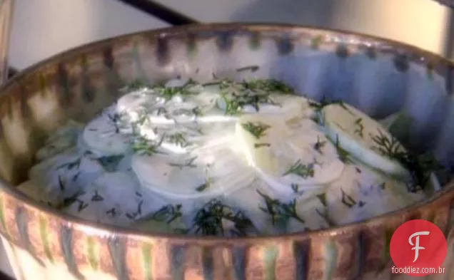 Salada De Pepino Frio