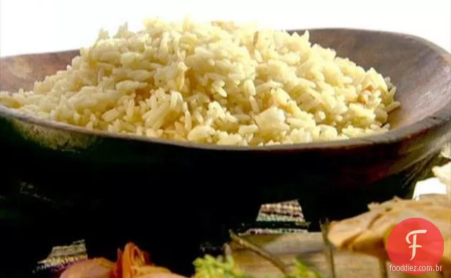 Arroz com chalotas caramelizadas