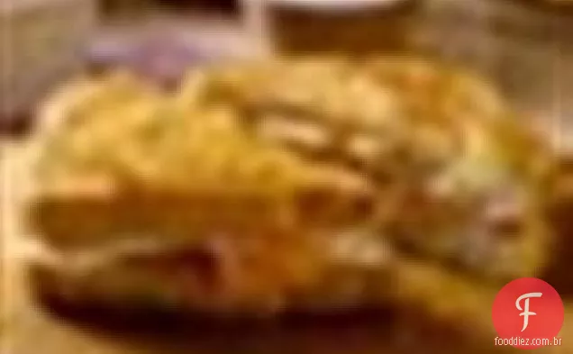 Monte Cristo com molho de amora-preta