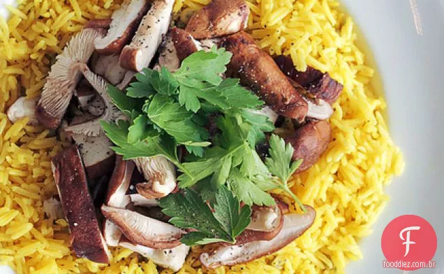 Cogumelos Shiitake, Salsa E Arroz De Açafrão