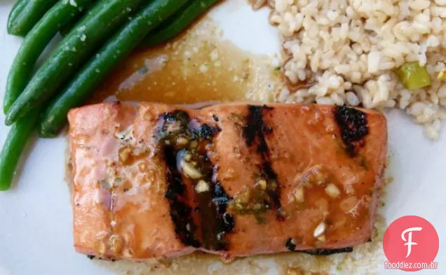 Receita de peixe grelhado com limão e soja