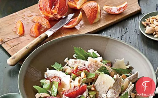 Polenta com berinjela, cebola e tomate