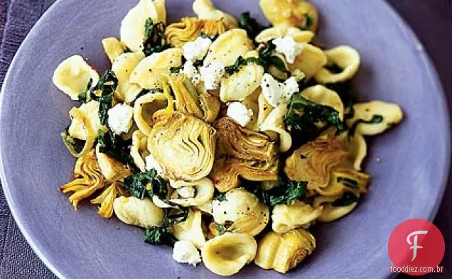 Orecchiette com alcachofras e acelga suíça