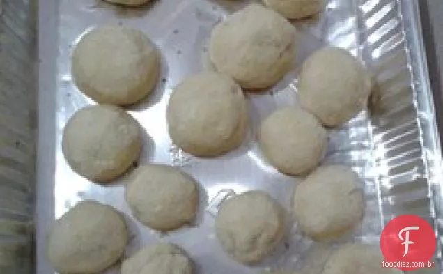 Amaretto Butter Balls