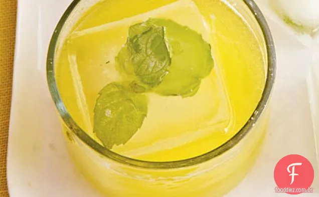 Abacaxi Água Fresca