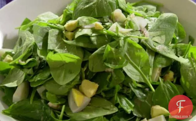 Salada De Espinafre Levemente Murcha