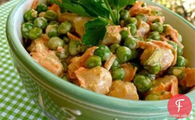 Salada crocante de ervilha e castanha de água