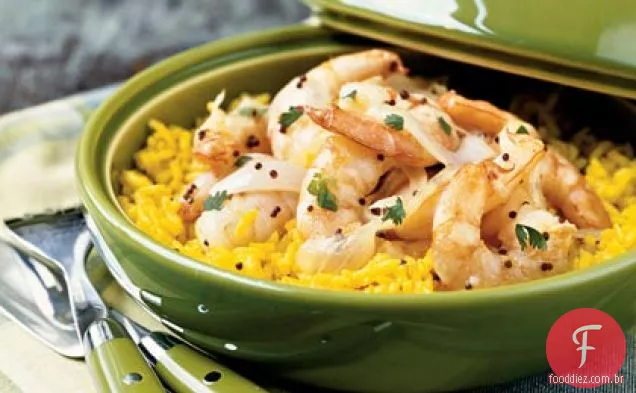 Camarão de coco e arroz Pilaf