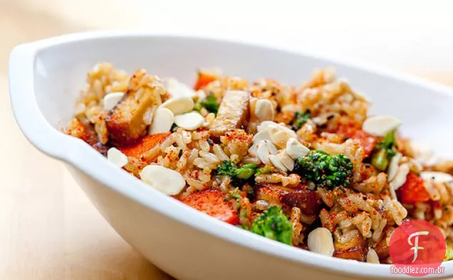Arroz Frito Simples Com Sete Especiarias Japonesas