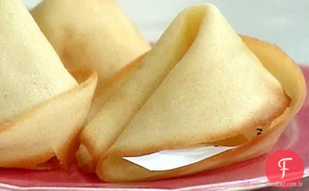 Grandes biscoitos da sorte com granita de romã