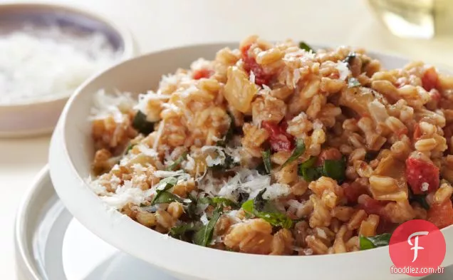 Risoto de Farro e tomate com queijo