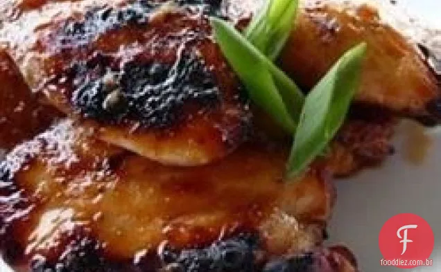 Frango assado em um molho de churrasco doce