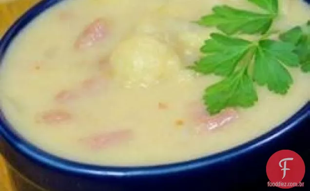 Sopa de couve-flor e presunto do sudoeste